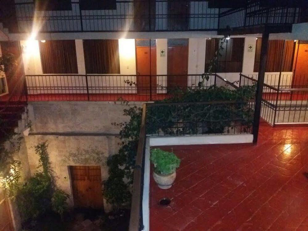 Hotel Mosna Arequipa Esterno foto